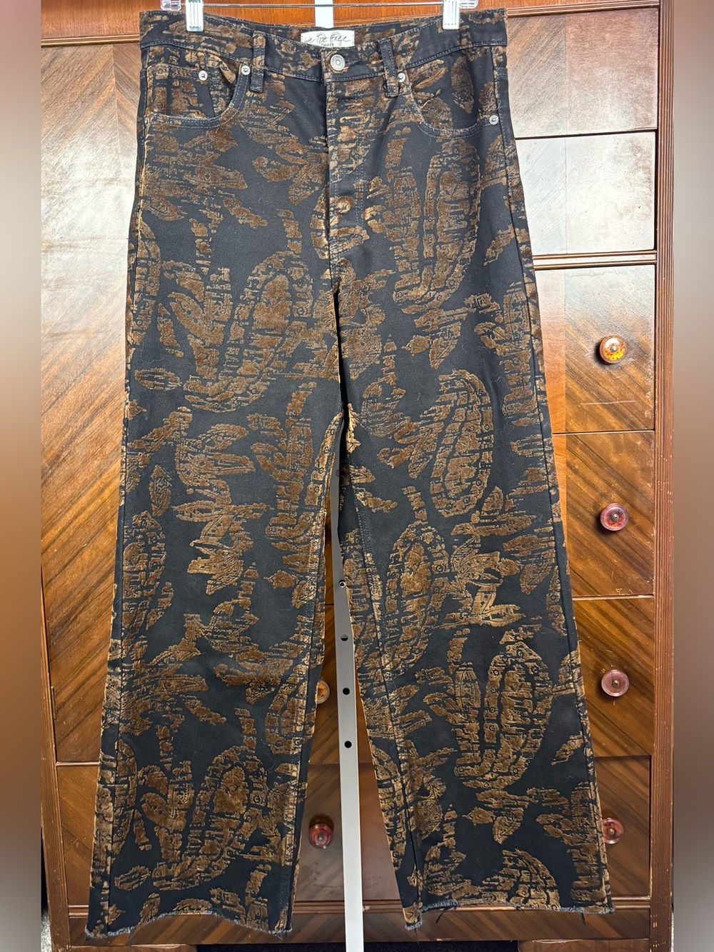 Free People We The Free Black Denim Tapestry Velvet Print Wide Leg Pants Size 30